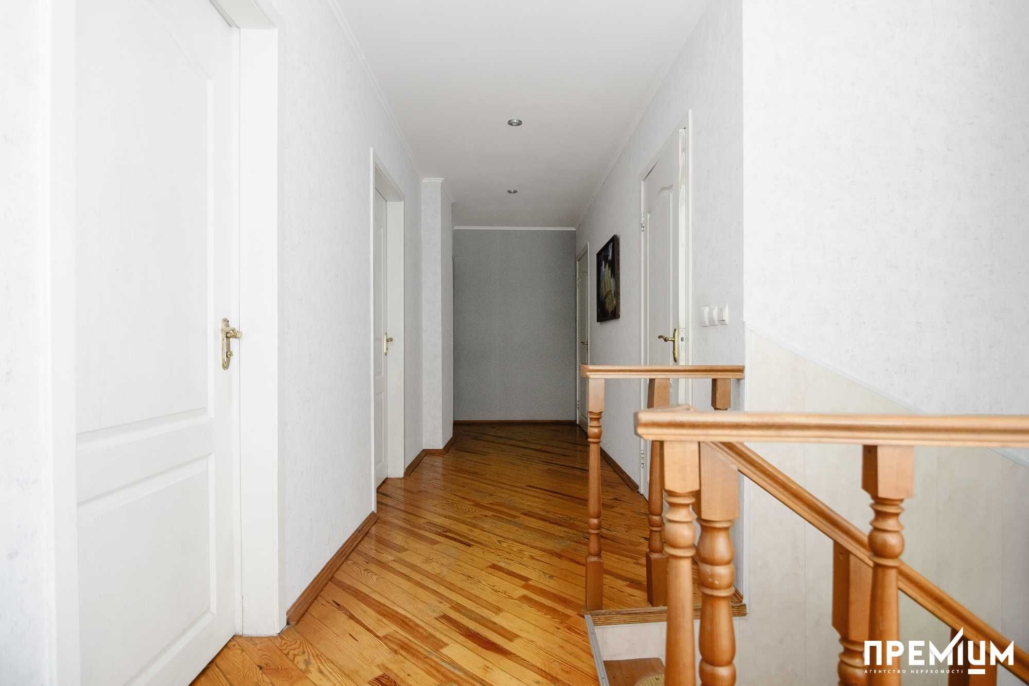 Продаж будинку в центрі Рівного