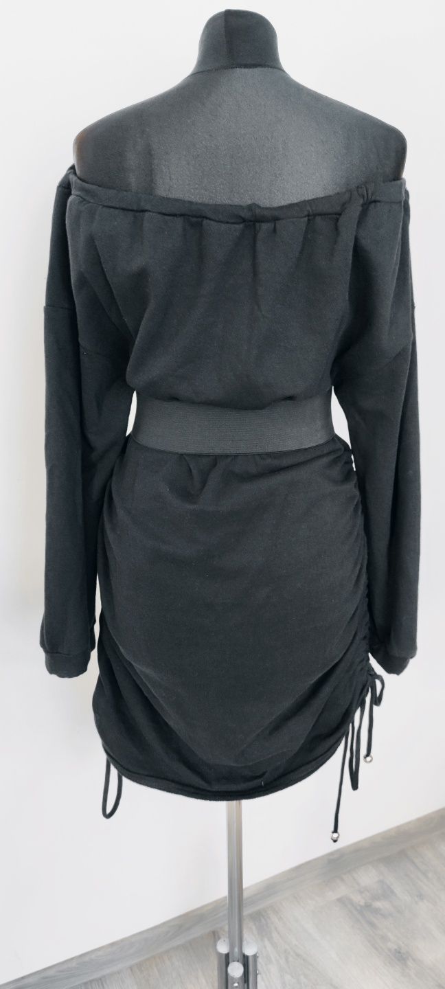 Nowa czarna dresową sukienka rozmiar 42