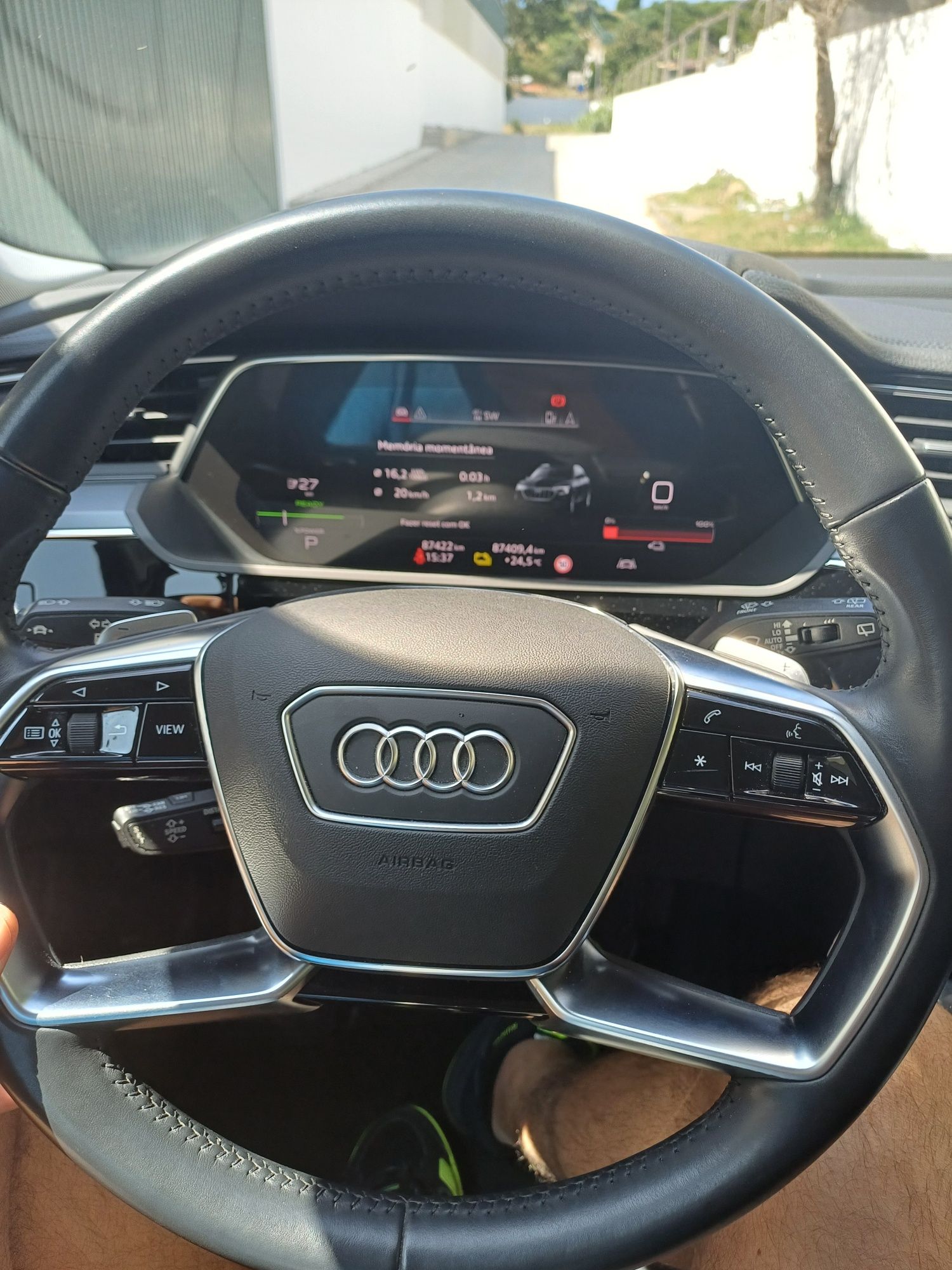 Audi E-tron 50 Quattro