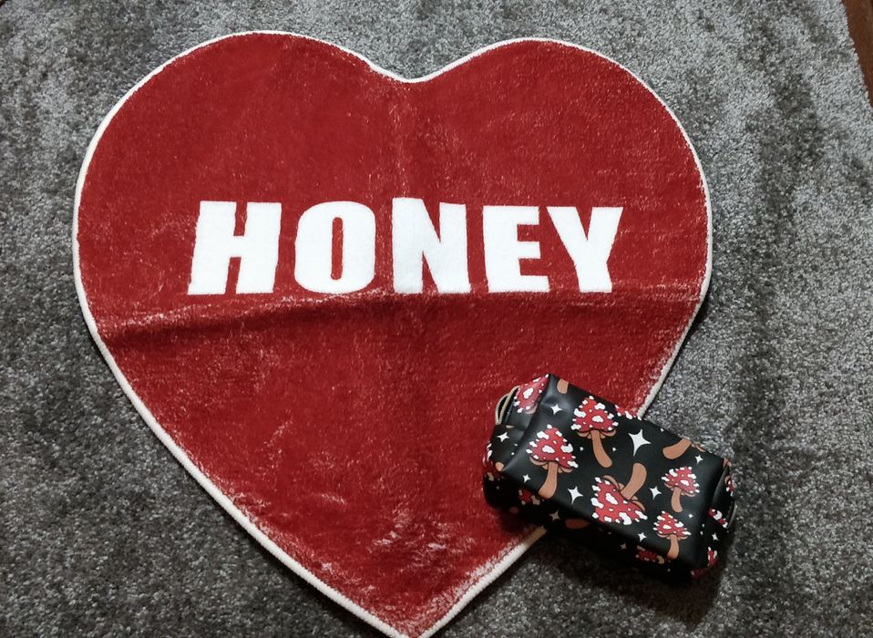 Dywanik kosmetyczka dzień dziecka  Muchomorki czerwone serce