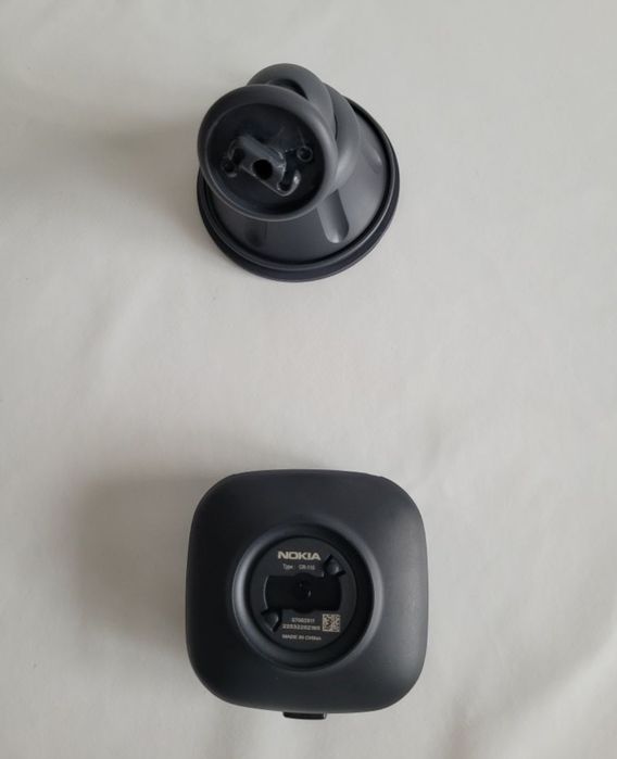 Equipamento Variado de Telecomunicações + 16 CDs e 8 Capas para CD