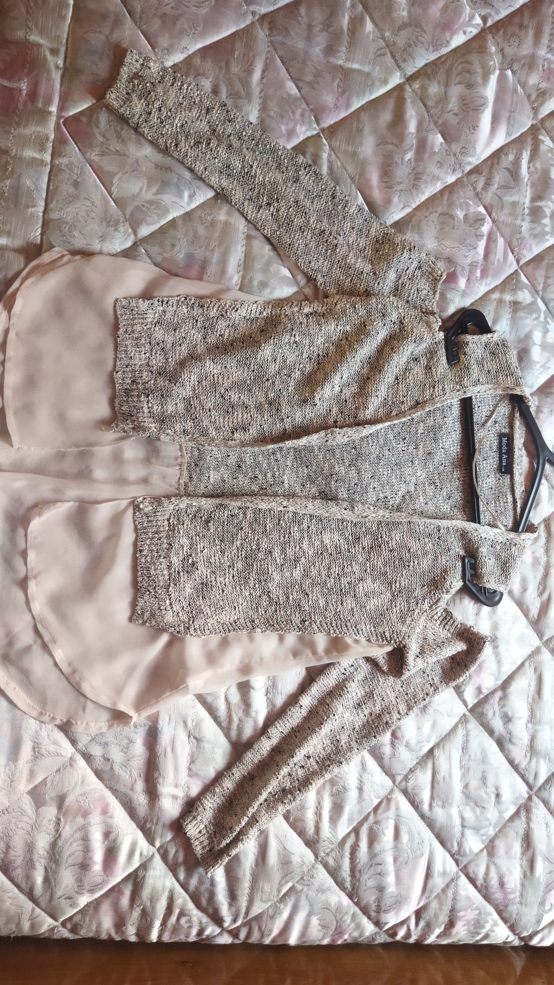 Diferentes peças de roupa