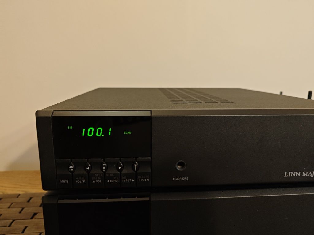 Linn Majik wzmacniacz stereo preamp phono