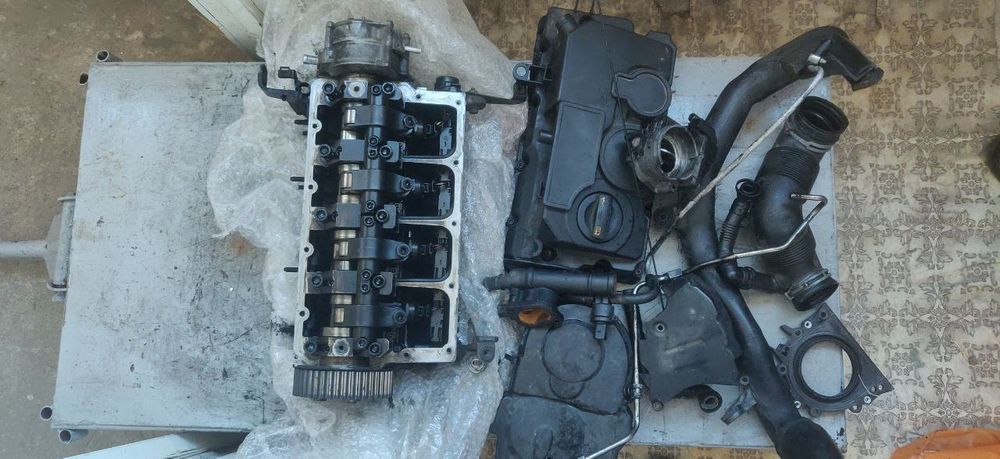 Головка блоку циліндрів