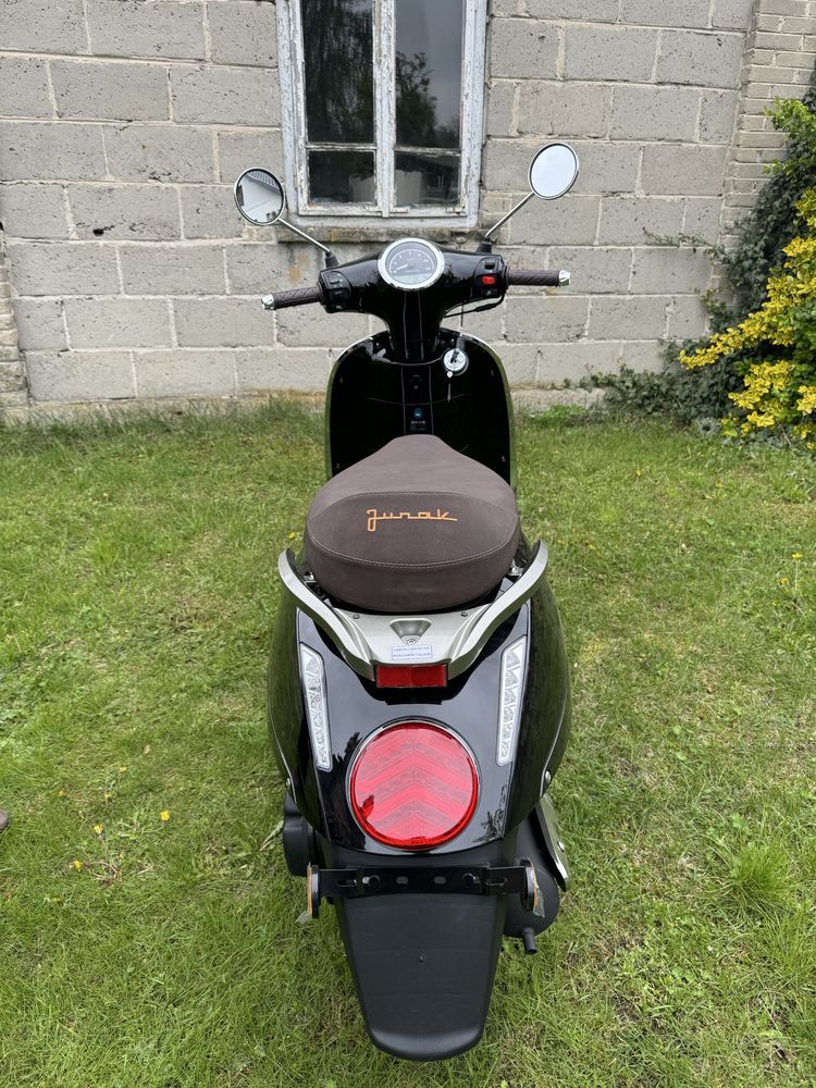 Skuter Junak 50 nowy! 2023 rok - przejechane 15 km