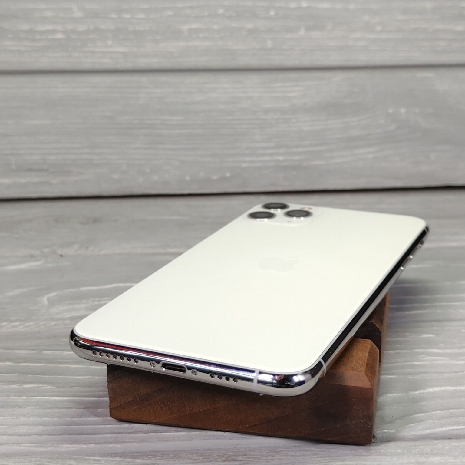 iPhone 11 Pro Max 256 GB Silver / Айфон 11 Про Макс 256 ГБ Білий