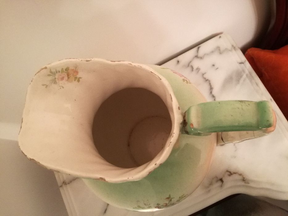 Conjunto de Bacia + Jarro de Faiança Antiga