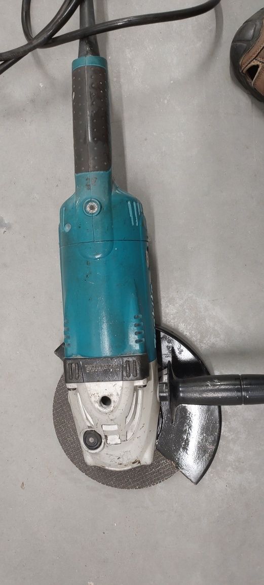 Sprzedam Szlifierkę Kątową Makita 230mm