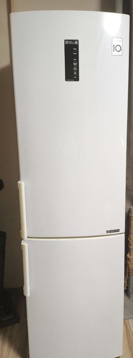Продам холодильник LG