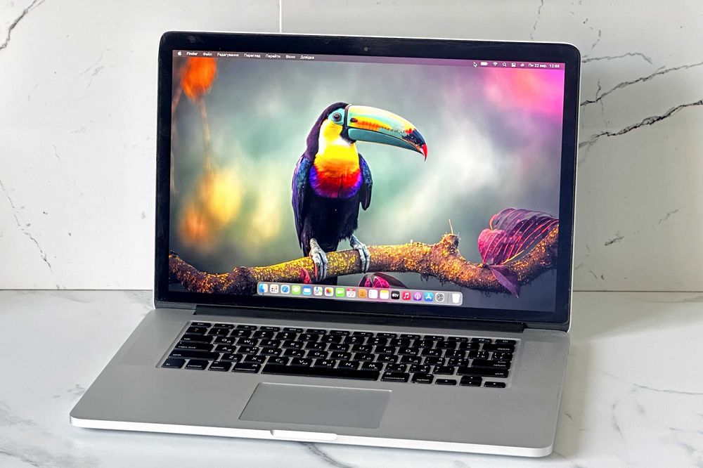 MacBook Pro 15 Retina Core i7, 16/256ГБ, 6-8 годин Ноутбук Apple A1398