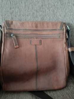 Bolsa Tiracolo para Computador/Tablet - Marca Camel