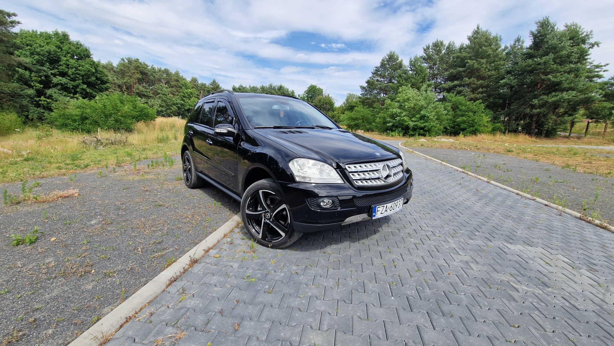 Mercedes-Benz ML W164