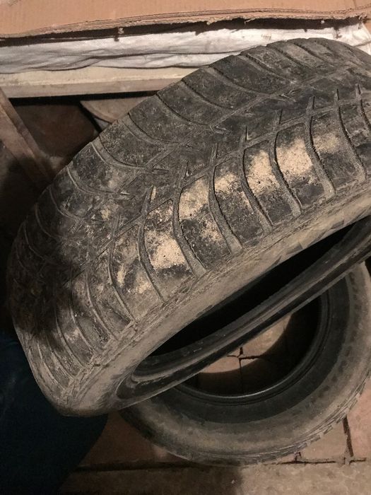 Зимова резина BRIDGESTONE 235/65 R17