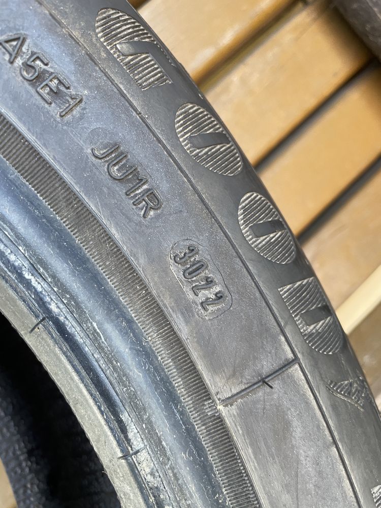 Шини Резина 205.55 R17 Goodyear 22 рік як Нові