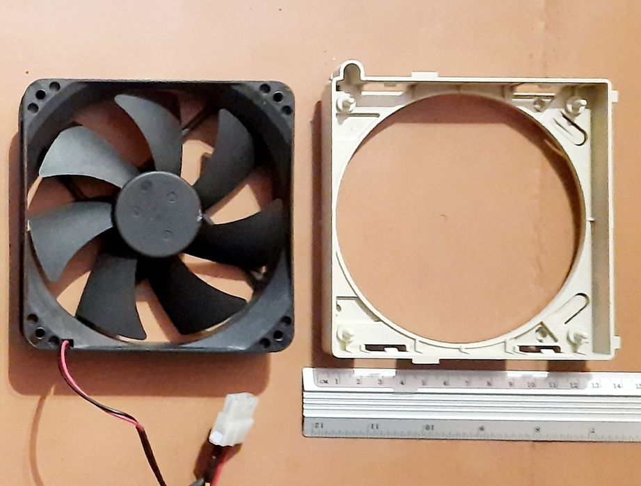 Крепление фиксатор для кулера вентилятора 120мм моддинг