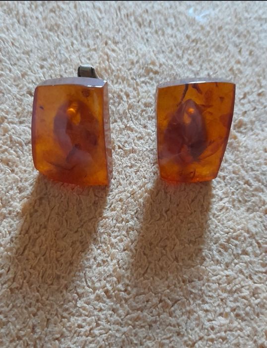 Бурштинові запанки і зажими.