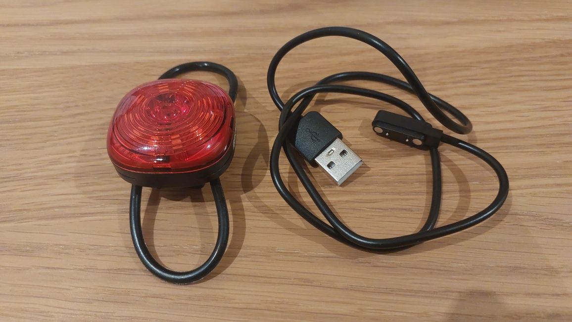 IGPSPORT TL30- Luz traseira para bicicleta