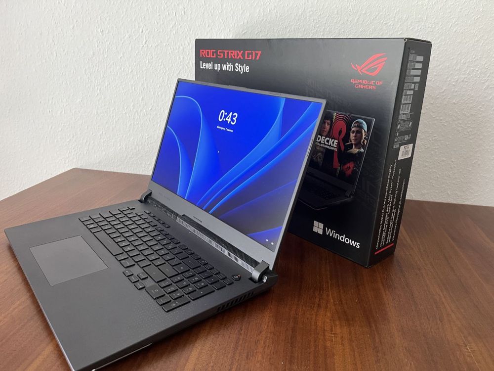 Ігровий Ноутбук ASUS ROG Strix G17 G713RW