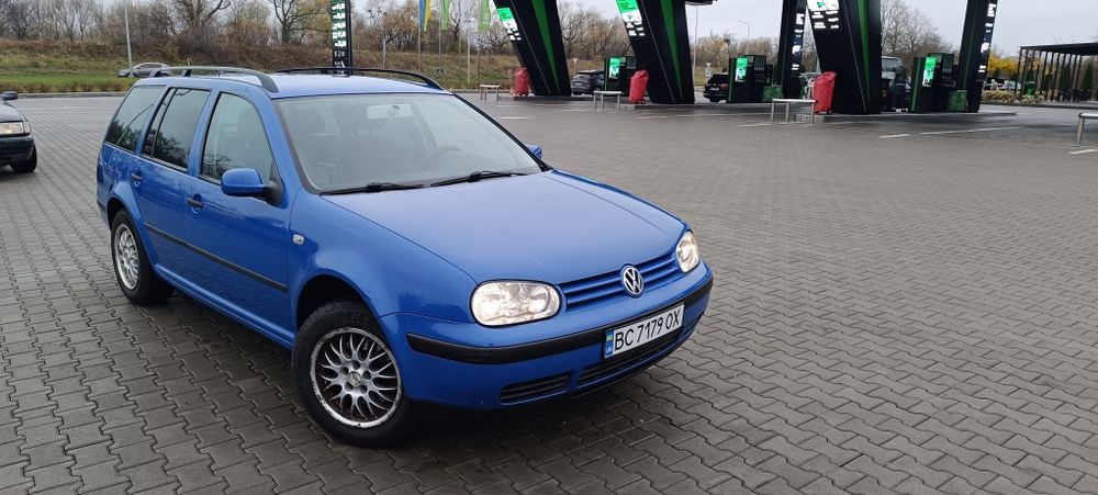 Volkswagen golf 4