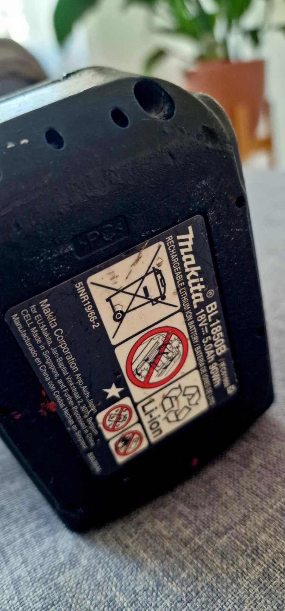 Szlifierka Makita DGA504 w zestawie z oryginalnym akumulatorem 5.0Ah