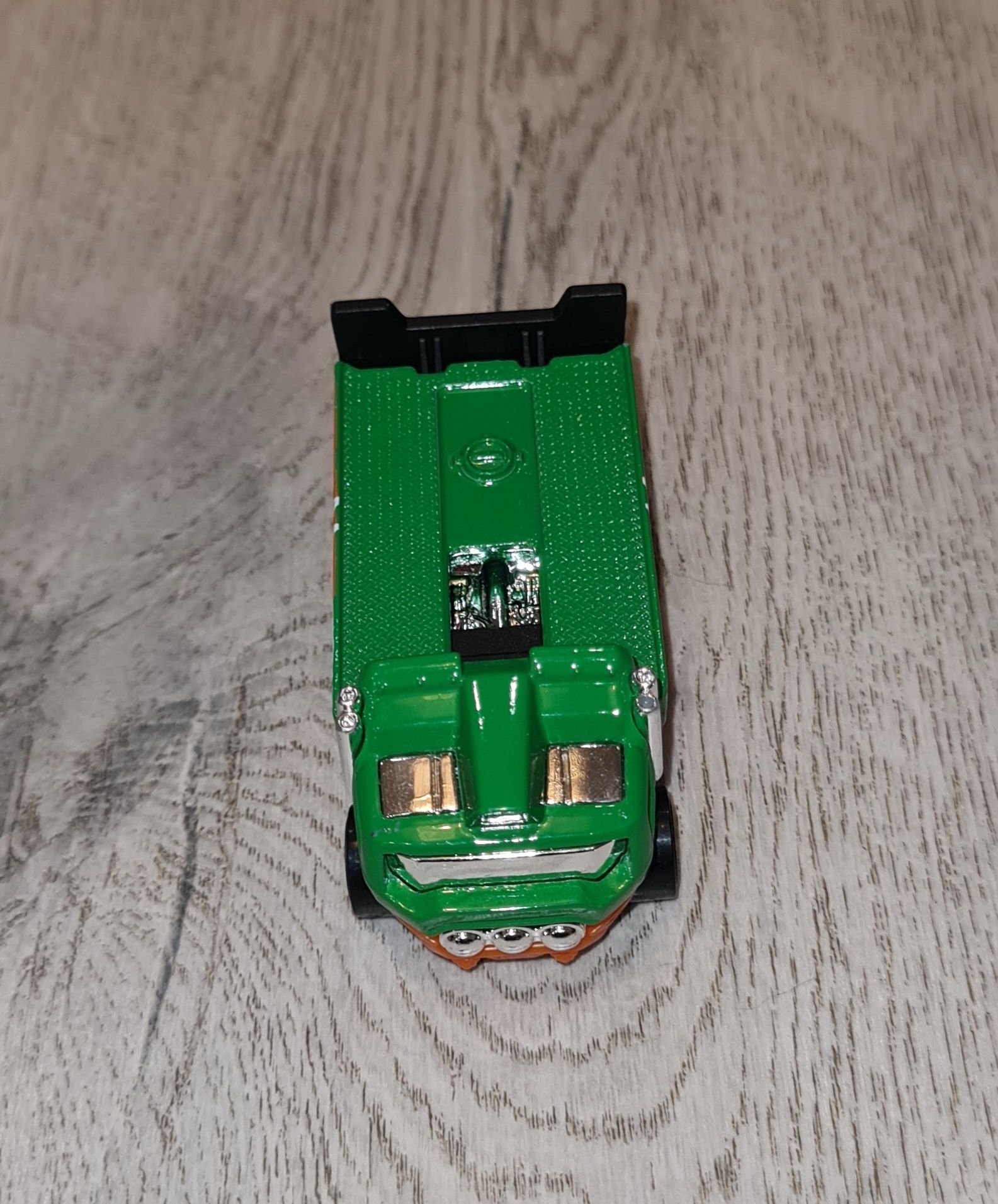 Autko samochód resorak Hot Wheels Mini Laweta