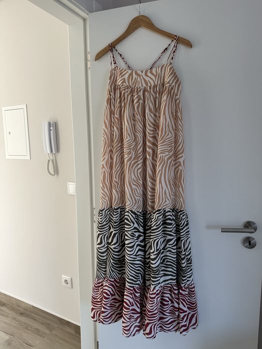 Fantastico vestido Lanca perfume