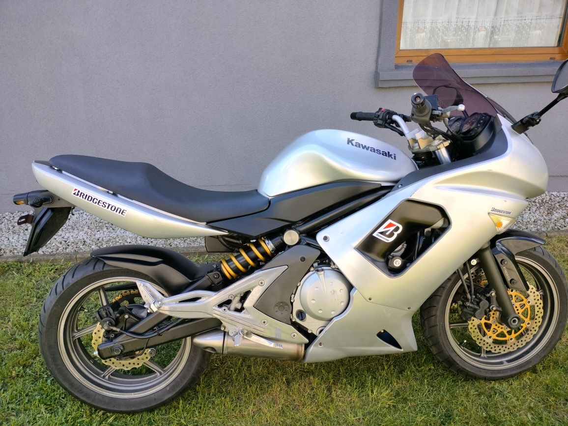 Sprzedam kawasaki er6f.