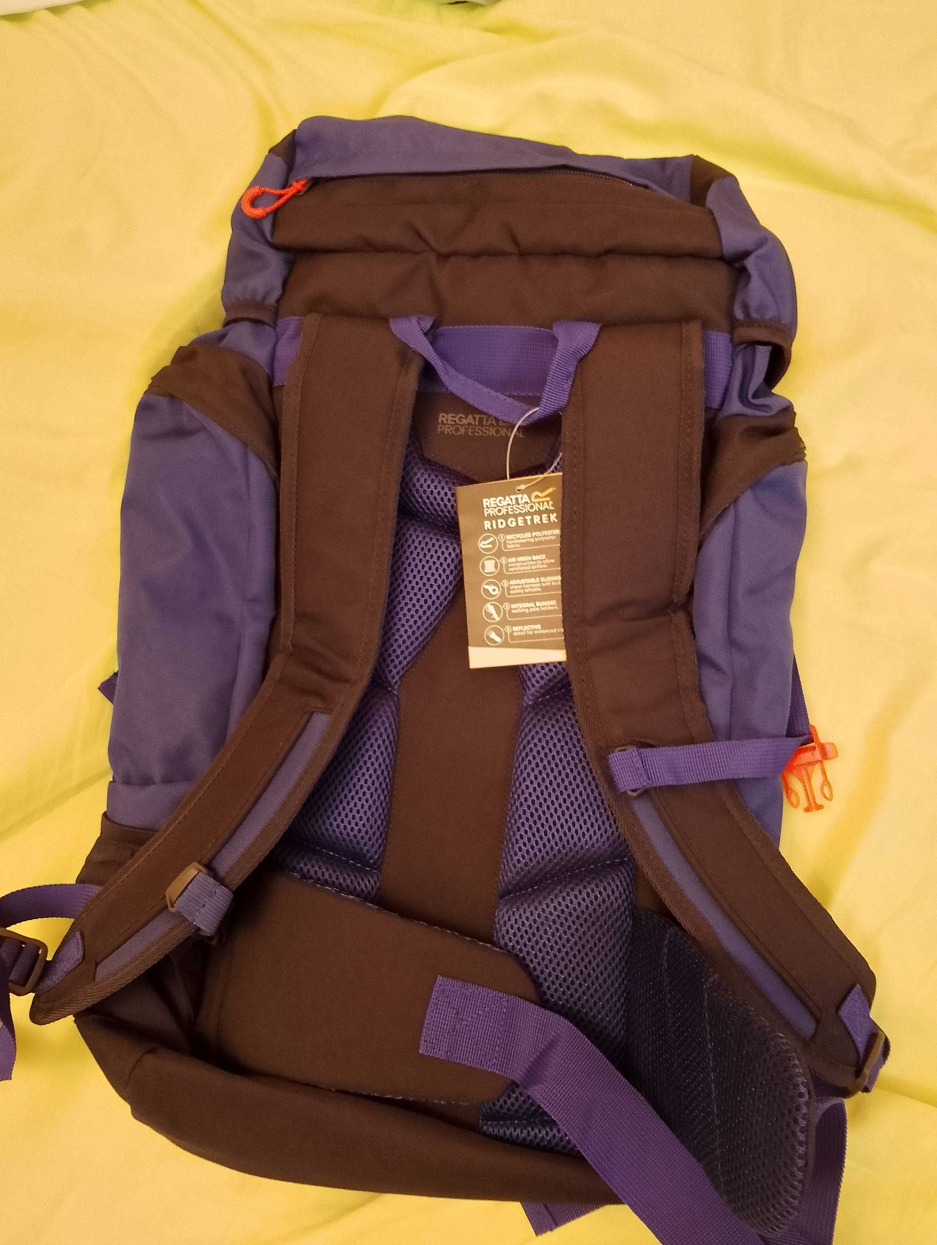 Nowy plecak Regatta Ridgetrak 35l granatowy