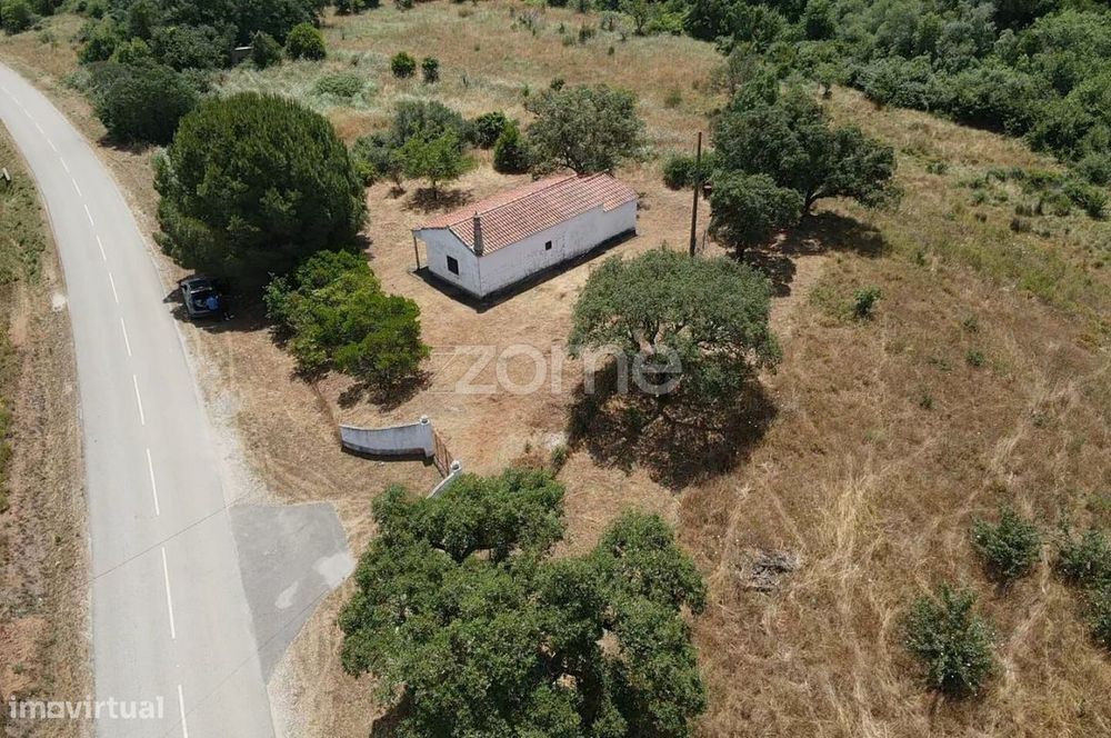 Terreno Rústico c/ 28.840m2 e Armazém de 30m2, S.M. da Serra em Mon...