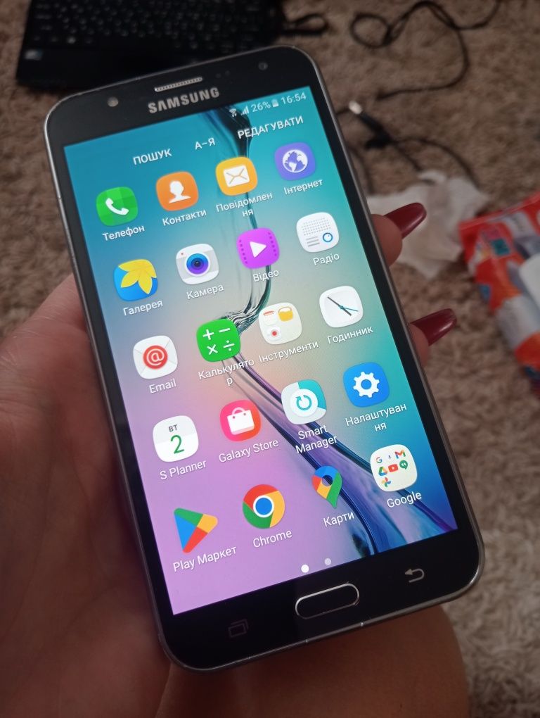 Телефон Samsung j700 h