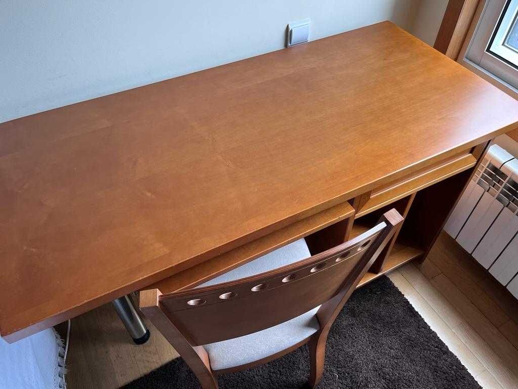 Secretária/mesa de escritório + cadeira