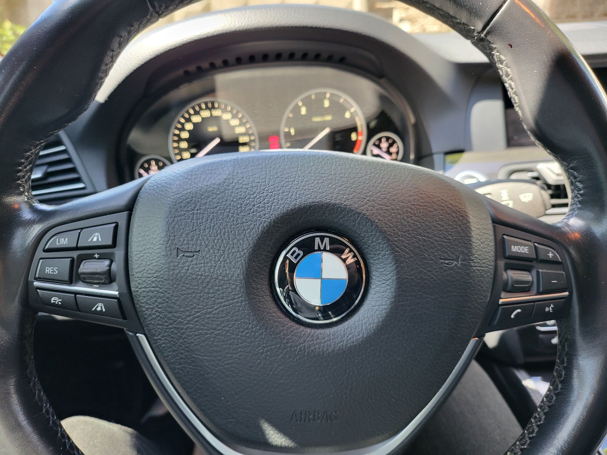 Продам власний автомобіль BMW 530D