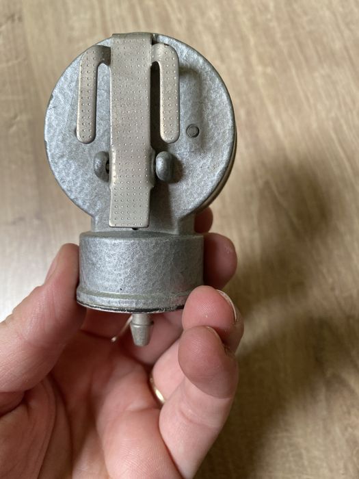 Ciśnieniomierz.zegar lata 70'te