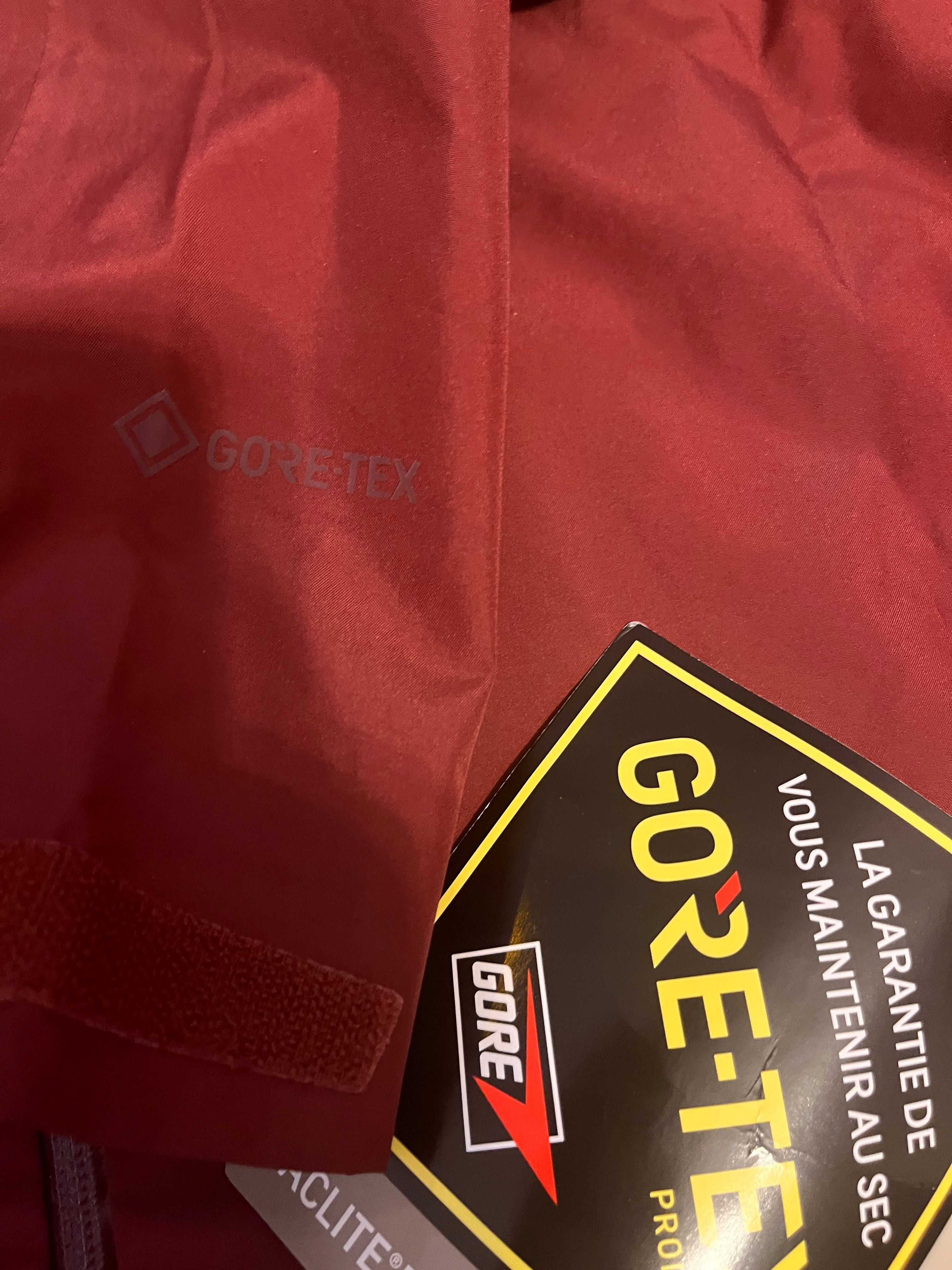 Patagonia Goretex XL