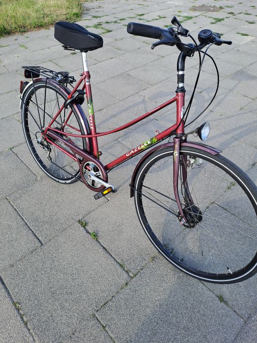 Sprzedam rower miejski damka 28cali