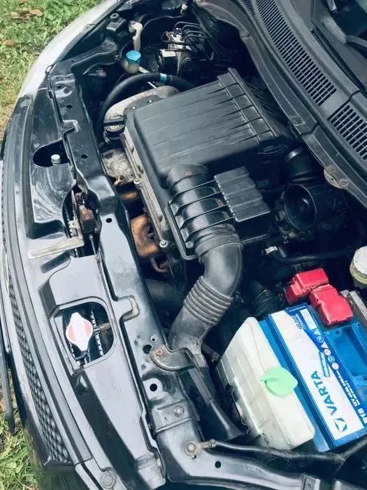 Suzuki Swift авто