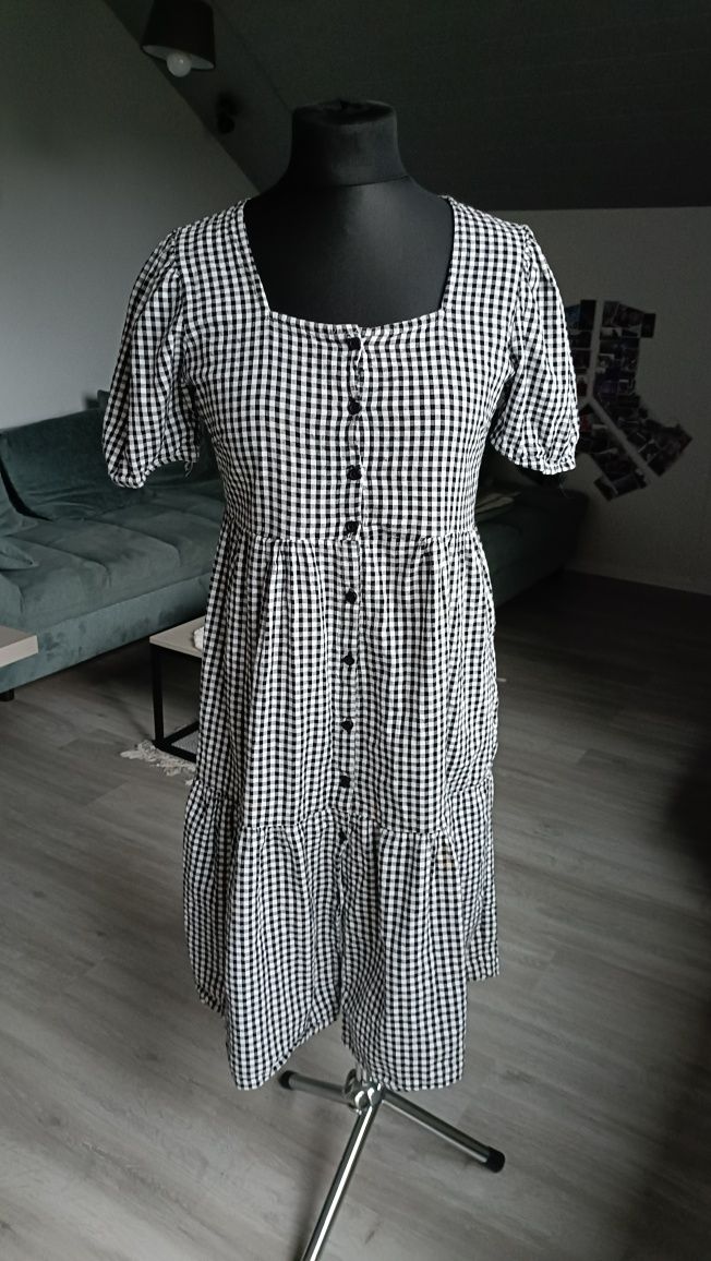 Sukienka w kratkę S M 36 38 modne rękawy bufki trapezowa