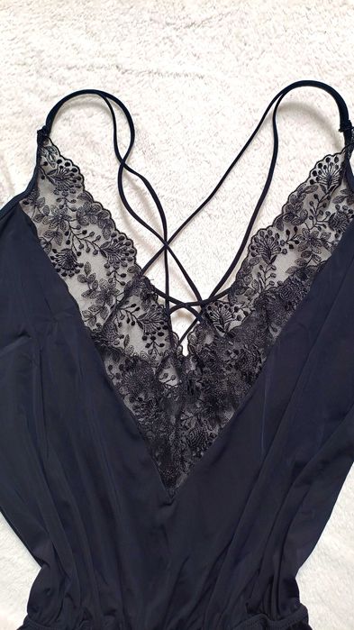 zmysłowe koronkowe elastyczne body na ramiączkach S M koszulka nocna