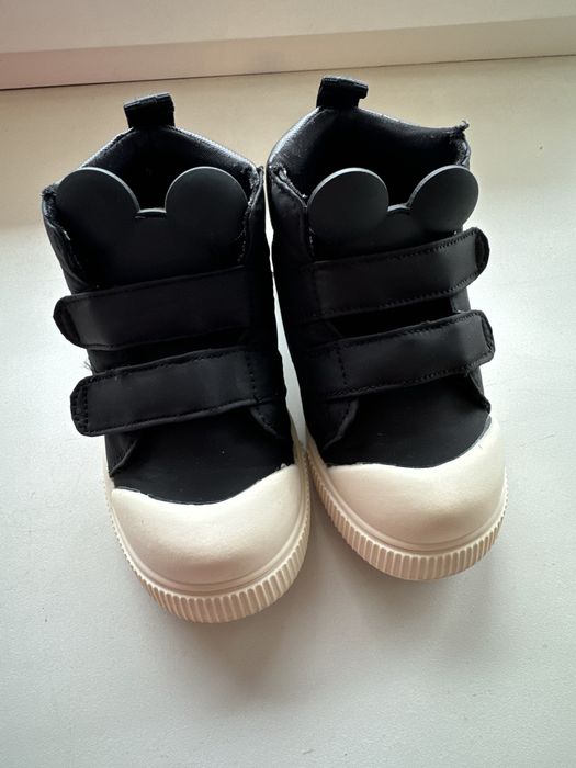 Дитяче взуття zara 13см