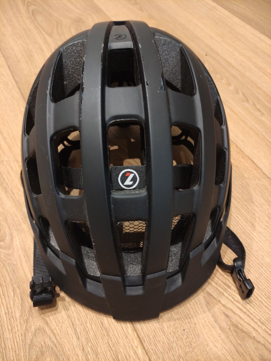 Kask rowerowy Lazer Petit DLX czarny