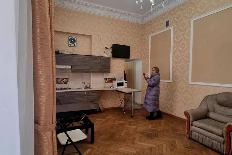 Сдам 1 Ком КВартиру  ЛЮБОЙ СРОК  Центр Ул Канатная 7 Парк Шевченка