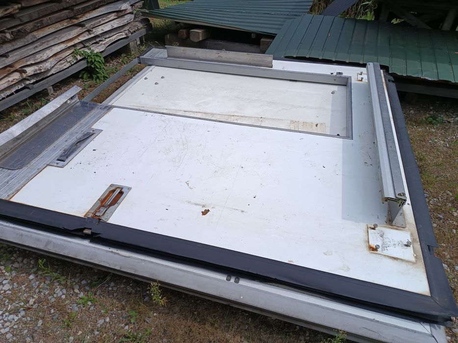 Ściana grodziowa działowa do kontener chłodnia izoterma