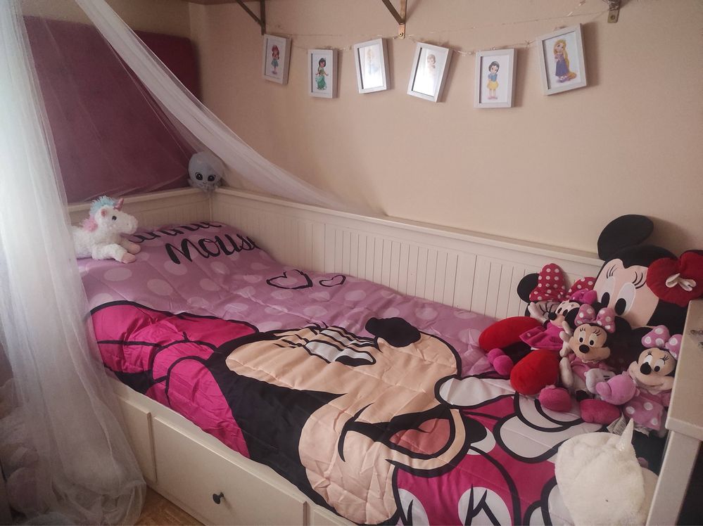 Cama com gavetões Ikea