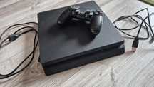 Konsola PS4 + kontroler