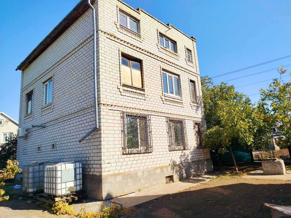 Продам жилой дом рядом с Черноморском цена 37т.у.е