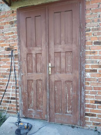 Двері дерев‘яні