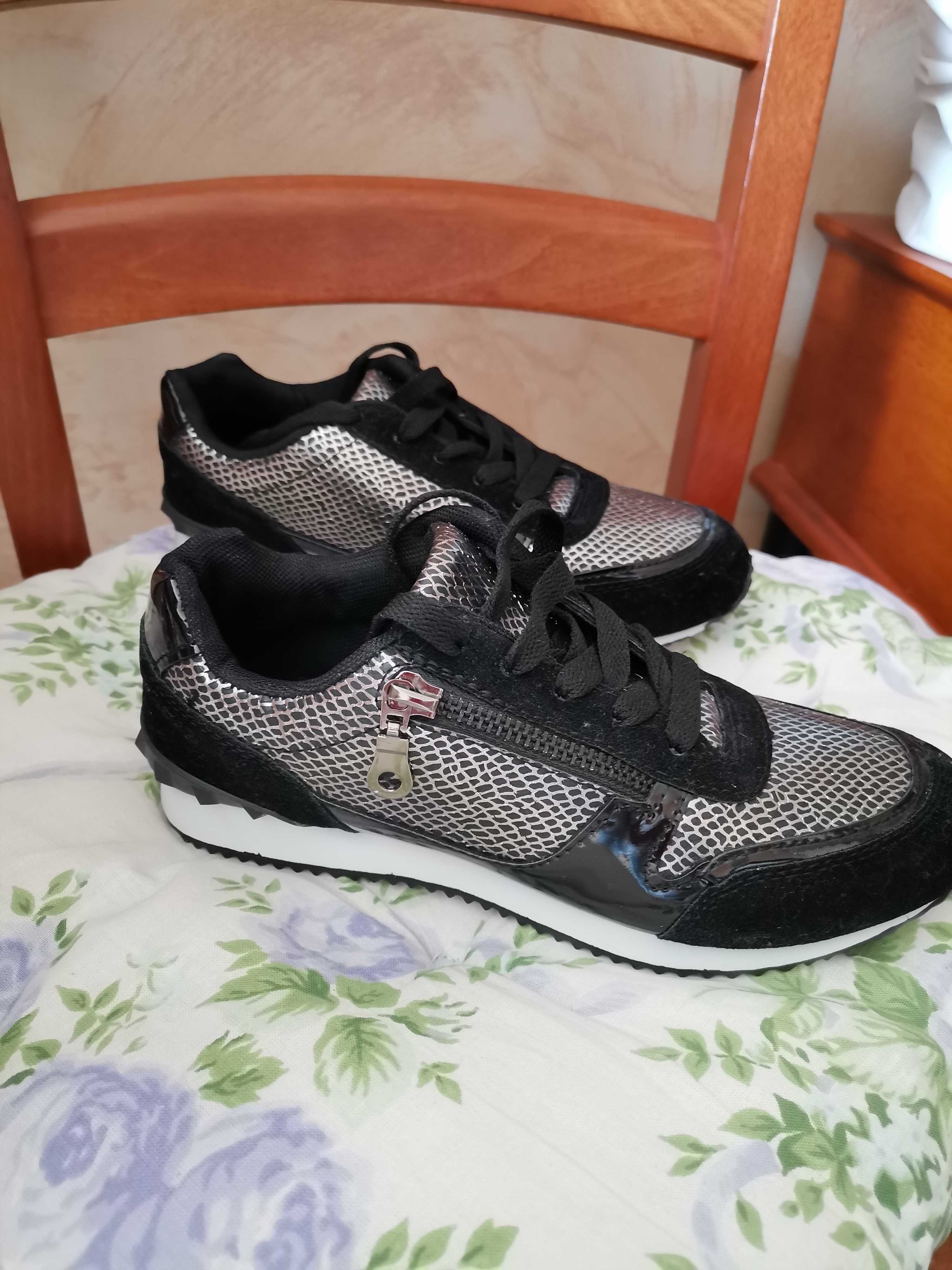 Adidasy damskie, czarno srebrne