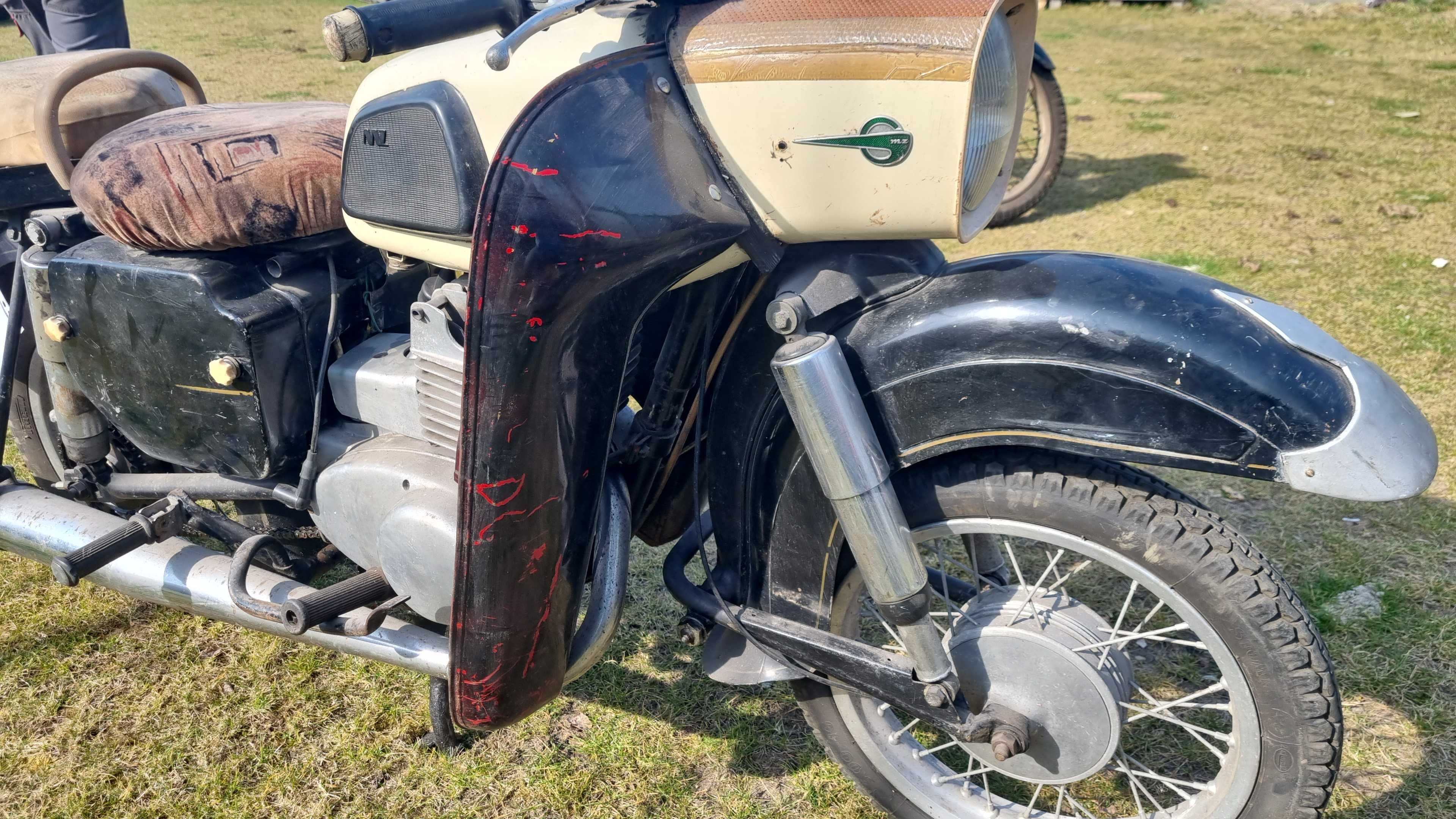 Mz trophy 250 Białe tablice