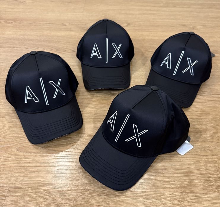 Кепка Розпродаж AX Armani тлотна чорна