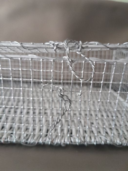 Koszyczek,pojemnik,szkatułka druciana